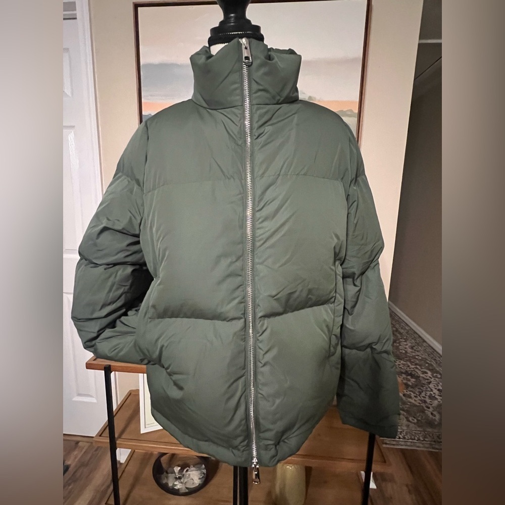 COS Minimalist Oversized Funnel Neck Puff Jacket Olive Green Silver Zip Small